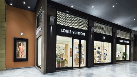 louis vuitton bologna articoli|louis vuitton italia.